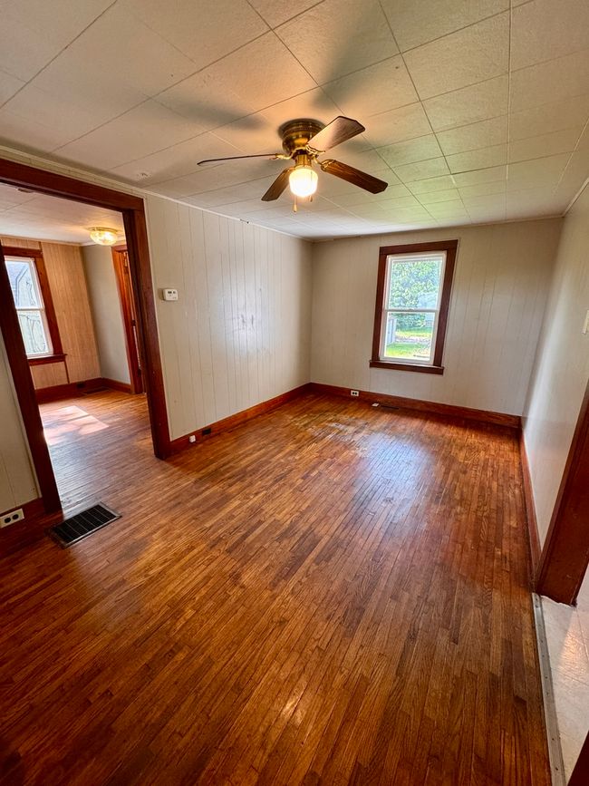 1202 E Water St, House other with 1 bedrooms, 1 bathrooms and 4 parking in Pontiac IL | Image 13