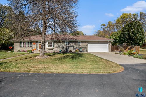 47852 273rd St Street, Harrisburg, SD, 57032-8222 | Card Image