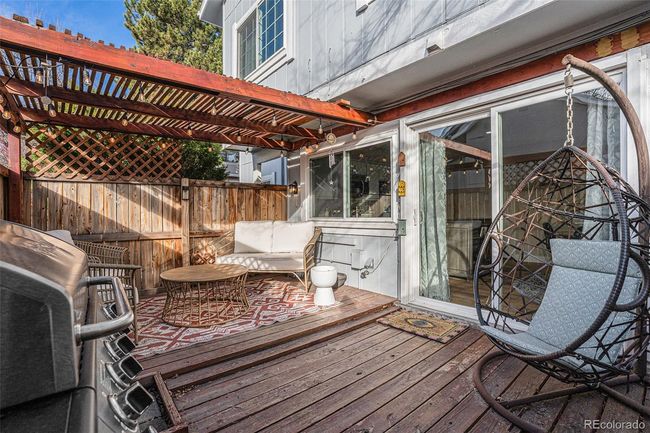 6931 S Knolls Way, Townhouse with 3 bedrooms, 2 bathrooms and 4 parking in Centennial CO | Image 17