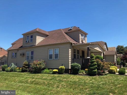 24 Wilcox Ave, South River, NJ, 08882-1952 | Card Image