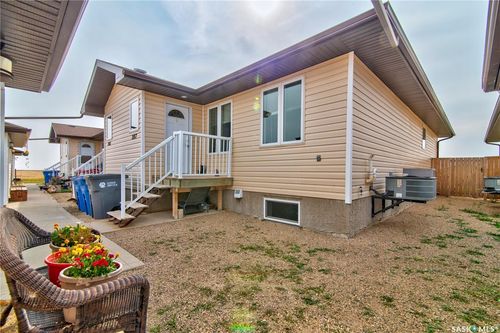 207 S Front St, Pense, SK, S0G3W0 | Card Image