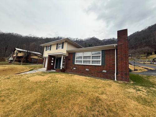 1016 Plum Lane, Oakwood, VA, 24631 | Card Image