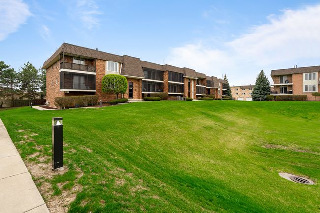 APT-2N - 15724 Brassie Ct, Condo with 2 bedrooms, 2 bathrooms and 2 parking in Orland Park IL | Image 23