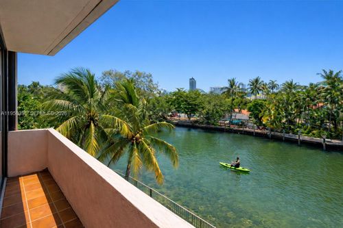 apt-38-4011 N Meridian Ave, Miami Beach, FL, 33140-3314 | Card Image