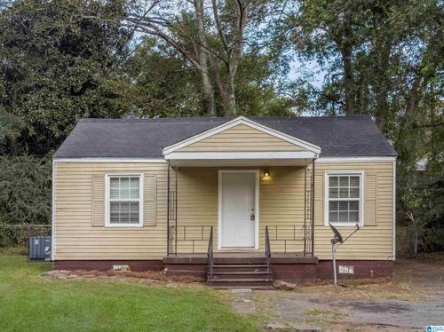 36 Wilkes Cir, MIDFIELD, AL, 35228-3230 | Card Image