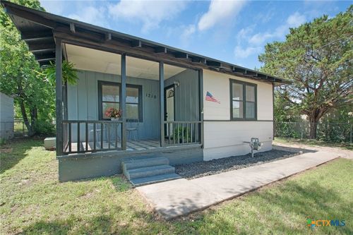 1210 Cloud St, Lampasas, TX, 76550-3336 | Card Image