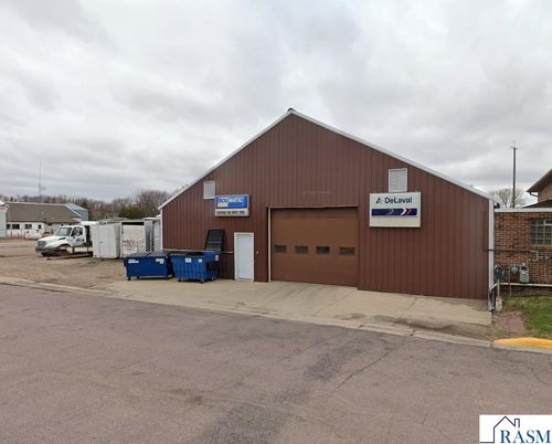 108 N Renville St, Winthrop, MN, 55396-9235 | Card Image