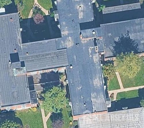 c316-520 Newark Pompton Turnpike, Pequannock, NJ, 07444 | Card Image