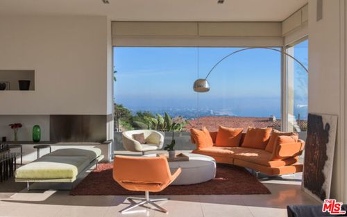 1099 Vista Grande Dr, Pacific Palisades, CA, 90272 | Card Image