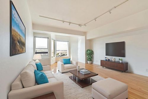 apt-2122-6363 Christie Ave, Emeryville, CA, 94608-1946 | Card Image