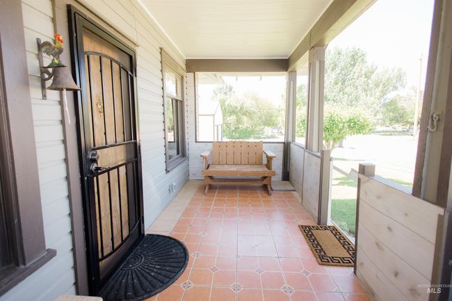 599 S Ada St, House other with 2 bedrooms, 1 bathrooms and 3 parking in Glenns Ferry ID | Image 4