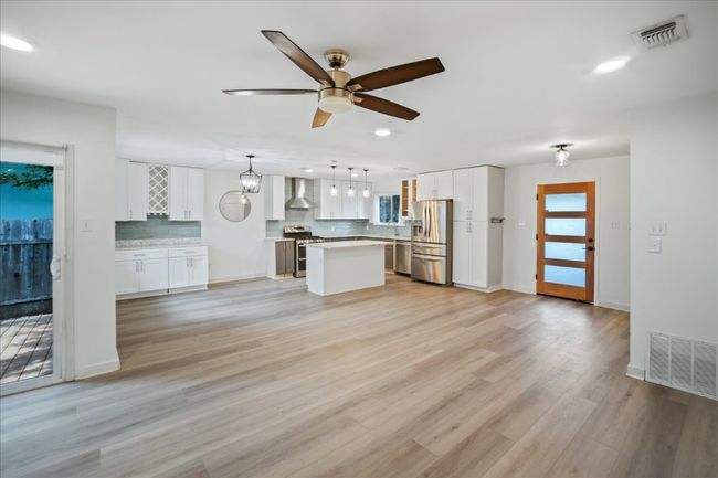 3803 Alexandria Dr, House other with 3 bedrooms, 2 bathrooms and null parking in Austin TX | Image 10