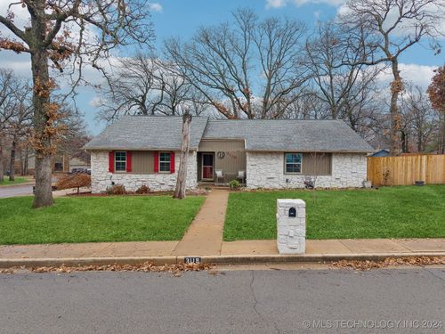 3119 Maple Drive, Sand Springs, OK, 74063 | Card Image