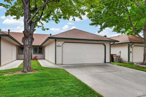6867 W Russett St, Boise, ID, 83704-7600 | Card Image