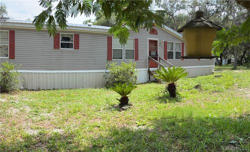 8186 E Windsong St, FLORAL CITY, FL, 34436-2052 | Card Image