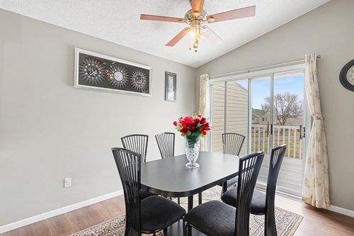 15865 Griffon Path, Apple Valley, MN, 55124-6662 | Card Image