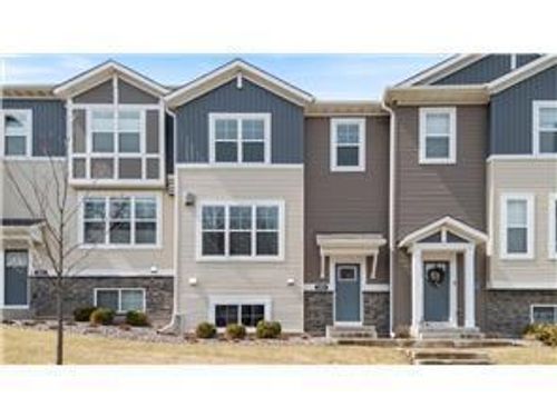 2223 Gateway Curv N, North Saint Paul, MN, 55109-1763 | Card Image