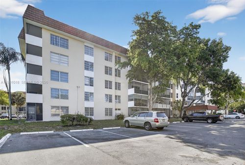 503-4172 Inverrary Dr, Lauderhill, FL, 33319-4592 | Card Image