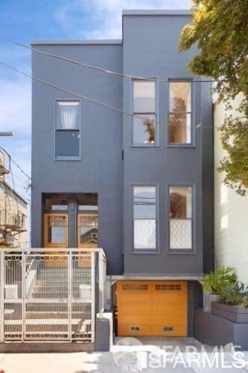 923 Treat Ave, San Francisco, CA, 94110-3327 | Card Image