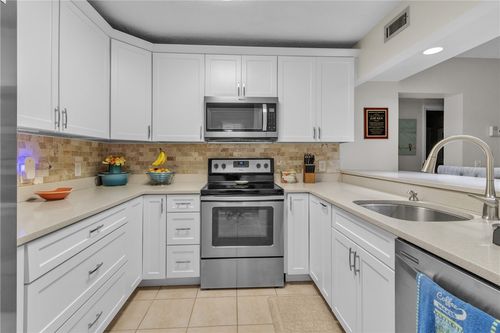 apt-204-9 Plantation Dr, Vero Beach, FL, 32966-8250 | Card Image