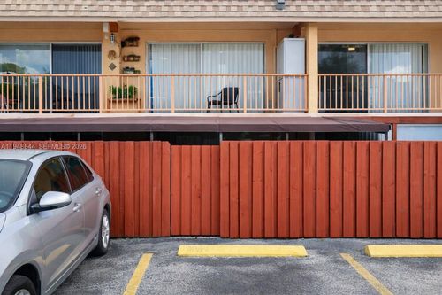apt-103-850 Sw 129th Pl, Miami, FL, 33184-2102 | Card Image