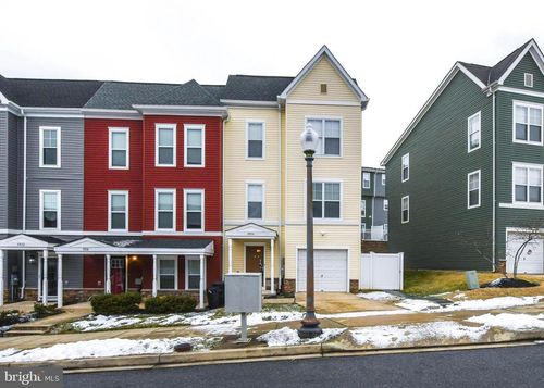 5016 Ivory Walters Ln Se, WASHINGTON, DC, 20019-5913 | Card Image