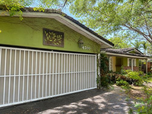 6700 Ne 20th Way, Fort Lauderdale, FL, 33308-1032 | Card Image