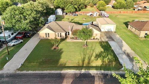 130 Crest Brook Dr, Red Oak, TX, 75154-5102 | Card Image