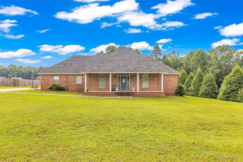 132 White Oak Ln, Tallassee, AL, 36078-6842 | Card Image