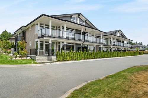 5-5522 Mccourt Rd, Sechelt, BC, V7Z1H5 | Card Image