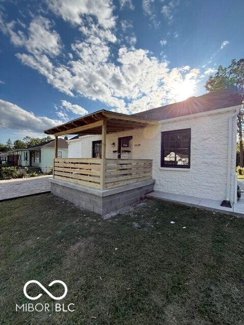 3528 N Euclid Ave, Indianapolis, IN, 46218-1514 | Card Image