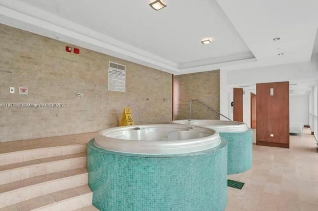 APT-1505 - 41 Se 5 Th St, Condo with 1 bedrooms, 2 bathrooms and null parking in Miami FL | Image 12