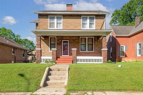 109 S Virginia Ave, Belleville, IL, 62220-3882 | Card Image