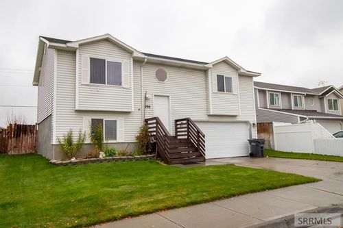 290 Donna Dr, Idaho Falls, ID, 83402-5591 | Card Image