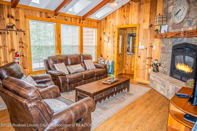 901 Main Rd, House other with 4 bedrooms, 3 bathrooms and null parking in Ruidoso NM | Image 9