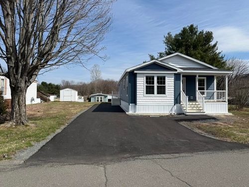 15 Alice Dr, Concord, NH, 03303-2032 | Card Image
