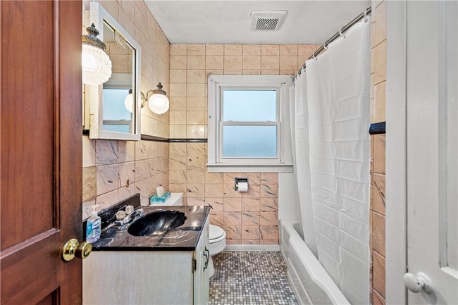 3910 Shepard Rd, House other with 3 bedrooms, 1 bathrooms and 2 parking in Gibsonia PA | Image 14