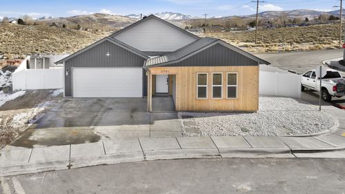 2701 Quartzite Dr, Elko, NV, 89801 | Card Image