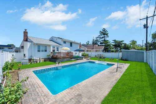 2482 Cadillac Dr, East Meadow, NY, 11554-1206 | Card Image