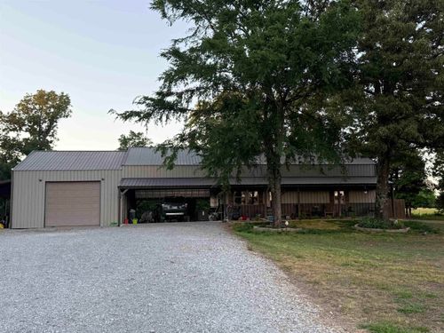 105 Old River Rd, Newark, AR, 72562-8000 | Card Image