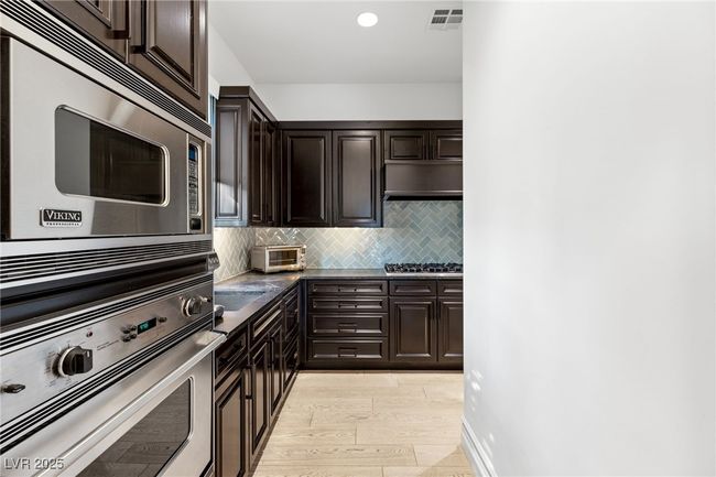 19 Quintessa Cir, House other with 4 bedrooms, 5 bathrooms and null parking in Las Vegas NV | Image 30