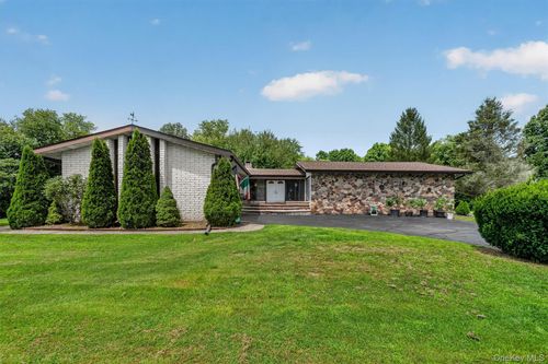 9 Carpenter Rd, Port Jervis, NY, 12771-3740 | Card Image