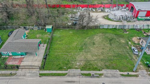 6601 Wheatley St, Houston, TX, 77091-2059 | Card Image