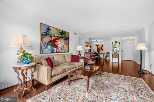 608-1300 Army Navy Dr, ARLINGTON, VA, 22202-2024 | Card Image