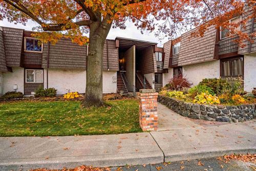 1716 N Pettet Dr, Spokane, WA, 99205-4049 | Card Image