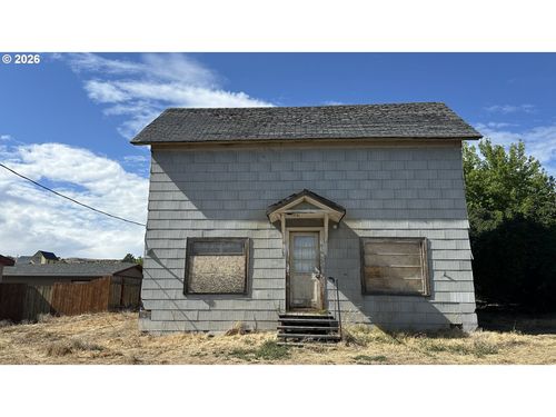 1010 C St, Fossil, OR, 97830-8342 | Card Image