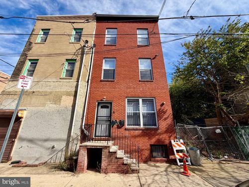 1-2025 N 18th St, PHILADELPHIA, PA, 19121-2346 | Card Image