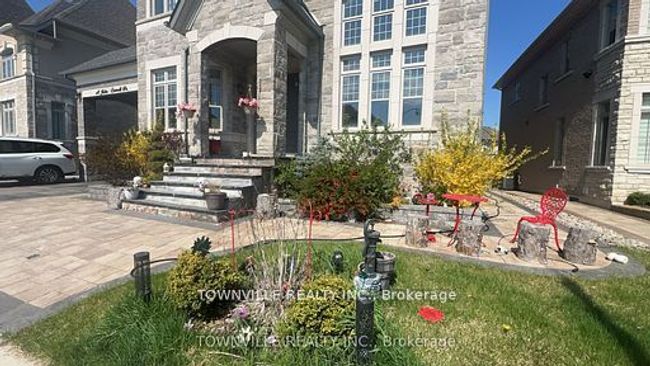 13 John Carroll Dr, House other with 8 bedrooms, 7 bathrooms and 8 parking in Brampton ON | Image 4