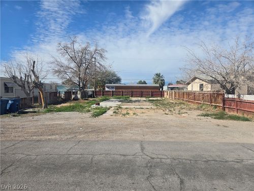 2241 Glenwood Ln, Las Vegas, NV, 89156-5722 | Card Image