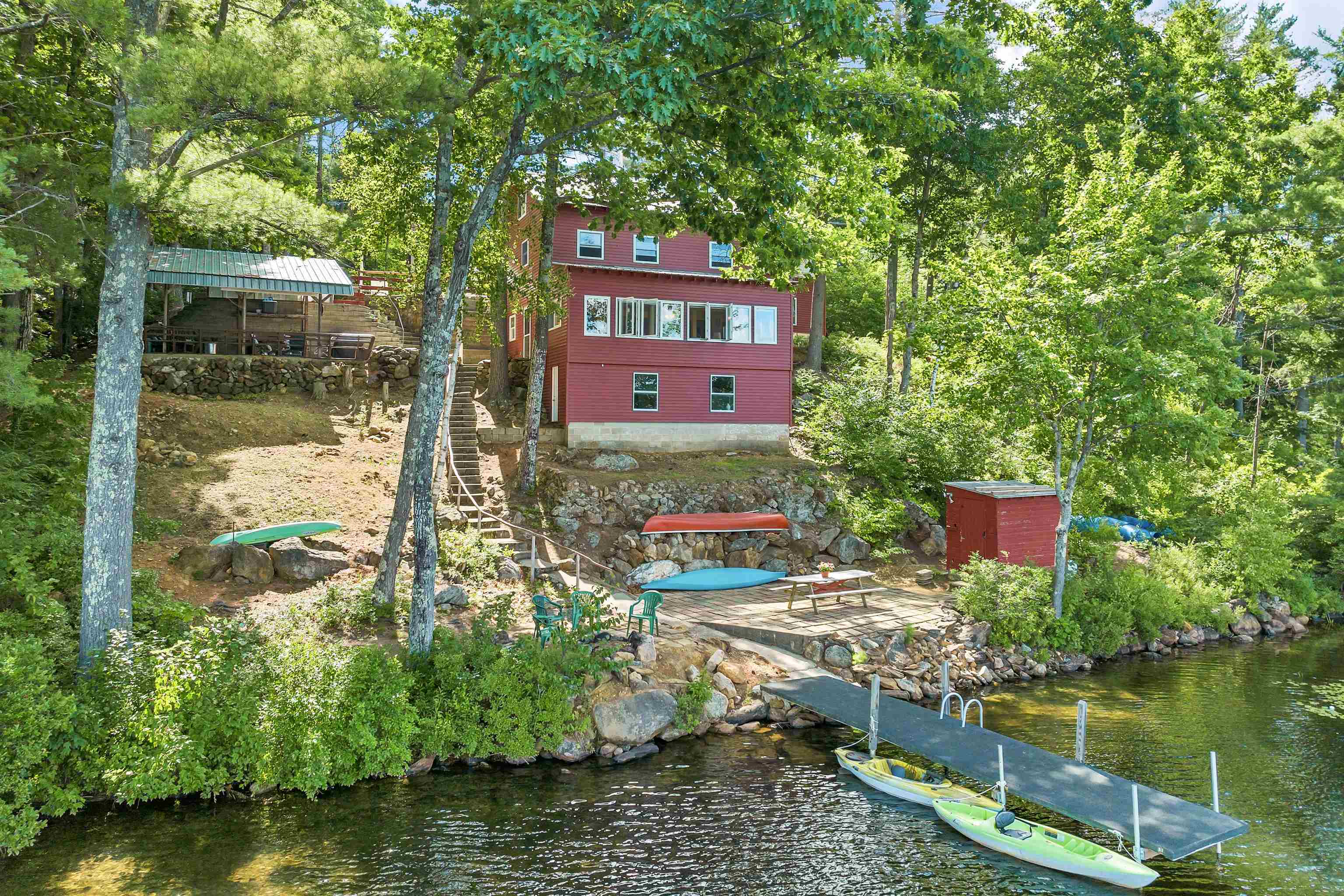 Huntress Pond Rd, Center Barnstead, NH 03225